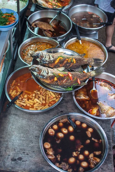 Stall with grilled fish — Stock Photo, Image