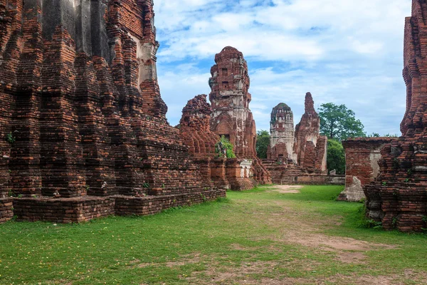 Chrám Wat mahathat v ayutthaya — Stock fotografie