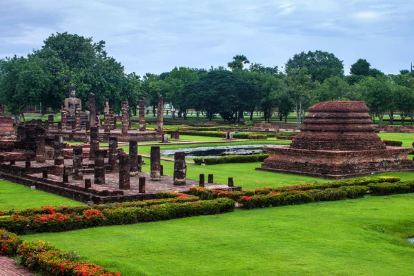 Wat mahathat καταστροφή του ναού στην sukhothai — Φωτογραφία Αρχείου