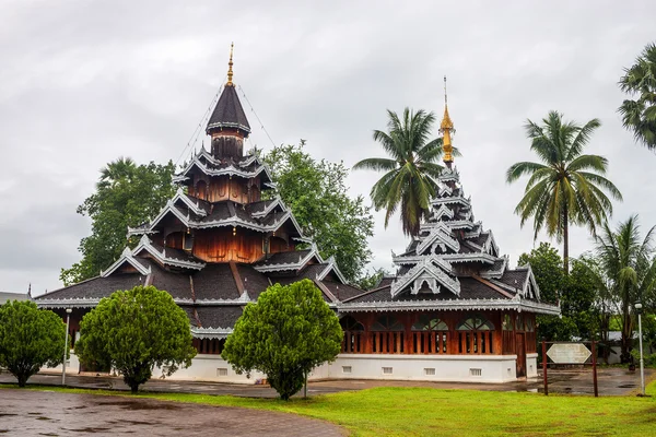 Templo de Wat Hua Wiang — Foto de Stock