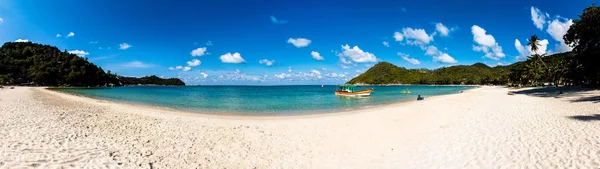 Tanga nai pan yai Strand auf Koh Phangan — Stockfoto