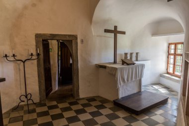 PREDJAMA, SLOVENIA - 17 Mayıs 2019: Predjama Şatosu, Slovenya