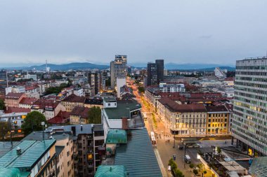 Slovenya, Ljubljana 'nın akşam manzarası