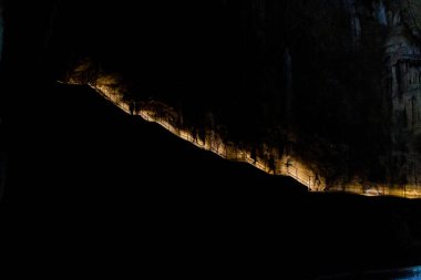 Skocjanske Cezaevi (Skocjan Mağaraları), Slovenya 'da ziyaretçi yolu