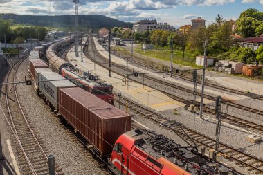 DIVACA, SLOVENIA - 16 Mayıs 2019: Divaca, Slovenya Demiryolu İstasyonu