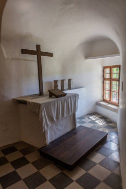 PREDJAMA, SLOVENIA - 17 Mayıs 2019: Predjama Şatosu, Slovenya