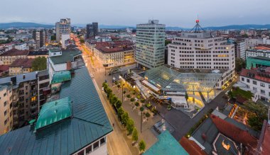 LJUBLJANA, SLOVENIA - 14 Mayıs 2019: Ljubljana, Slovenya 'nın Akşam Panoraması
