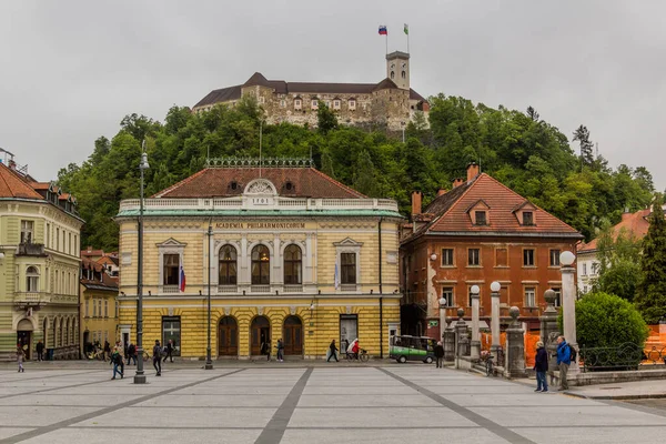 Ljubljana Slovenië Mei 2019 Congresplein Kongresni Trg Kasteel Ljubljana Slovenië — Stockfoto