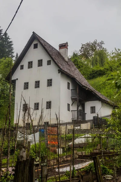 Typical Old Miners House Idrija Slovenia — Fotografia de Stock
