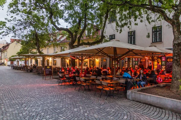 Ljubljana Słowenia Maj 2019 Restauracje Świeżym Powietrzu Lublanie Słowenia — Zdjęcie stockowe