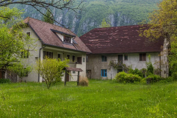Domy Pobliżu Miejscowości Bovec Słowenia — Zdjęcie stockowe