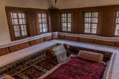 SARAJEVO, BOSNIA ve HERZEGOVINA - 12 Haziran 2019: Saraybosna 'daki Osmanlı Svrzo' nun Evi 'nin yenilenmesi. Bosna-Hersek