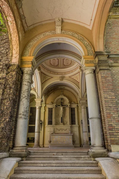 Zagreb Croatia Haziran 2019 Hırvatistan Zagreb Kentindeki Mirogoj Mezarlığında Atari — Stok fotoğraf