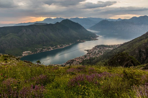 Zonsondergang Uitzicht Kotor Bay Montenegro — Stockfoto