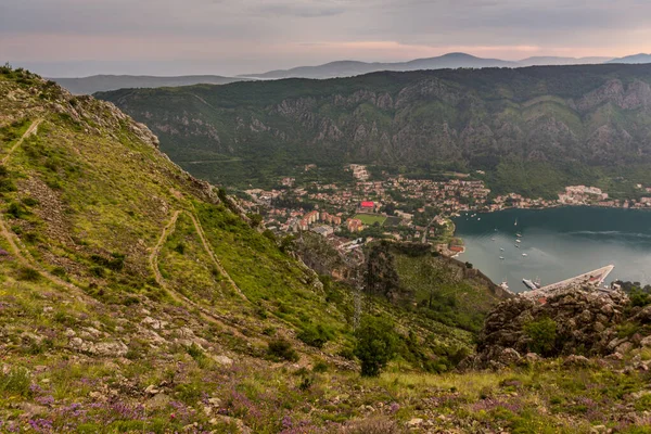 Vista Pôr Sol Kotor Bay Montenegro — Fotografia de Stock