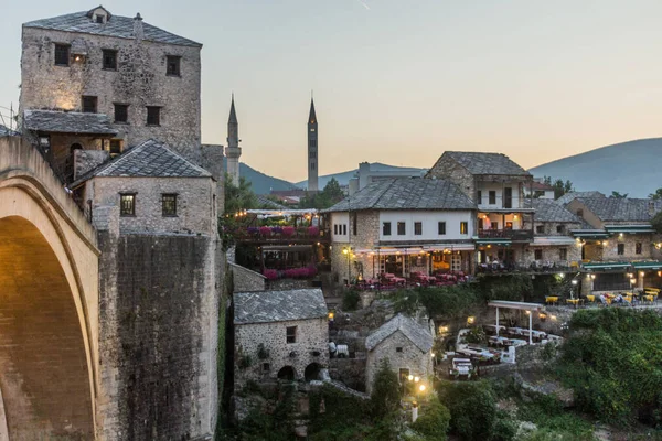 Evening View Stari Most Old Bridge Old Stone Buildings Mostar — Stock Photo, Image