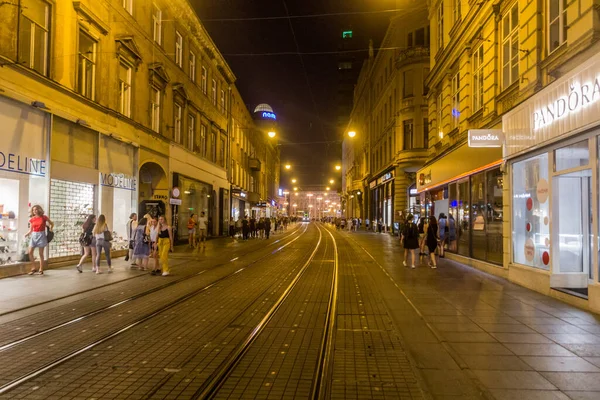 Zagreb Croacia Junio 2019 Vista Nocturna Calle Ilica Zagreb Croacia — Foto de Stock