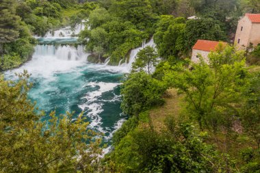 Hırvatistan 'ın Krka Ulusal Parkı' nda Skradinski buk şelalesi
