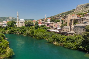 Mostar 'daki Neretva Nehri. Bosna-Hersek