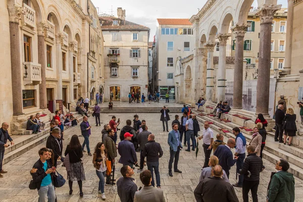 Split Croatia May 2019 Peristil Ancient Colonnade Split Croatia — стоковое фото