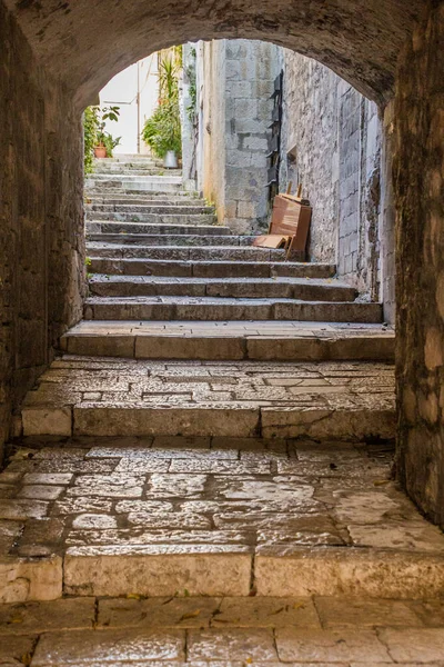 Callejón Estrecho Ciudad Korcula Croacia — Foto de Stock