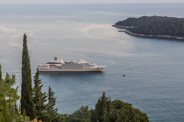 Cruise Ship Dubrovnik Croatia — Fotografia de Stock