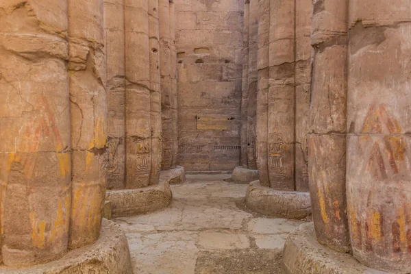 埃及卢克索神庙的柱子 — 图库照片