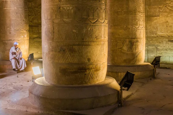 Edfu Egypt Şubat 2019 Edfu Mısır Daki Horus Tapınağının Içi — Stok fotoğraf