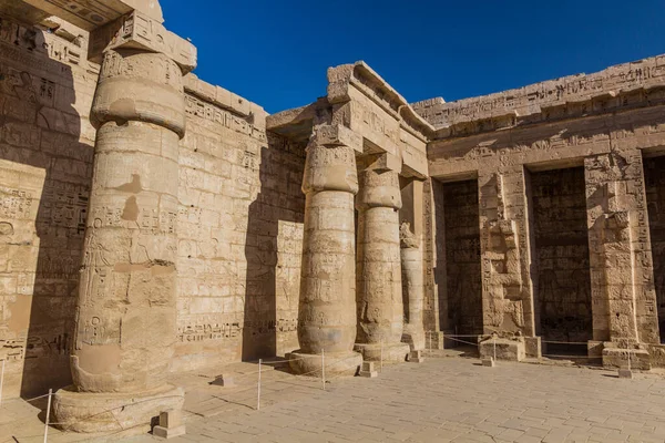 Medinet Habu Templo Mortuário Ramsés Iii Necrópole Tebas Egito — Fotografia de Stock