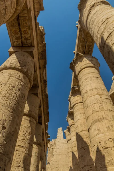 Colunas Decoradas Grande Salão Hypostyle Recinto Templo Amun Karnak Egito — Fotografia de Stock