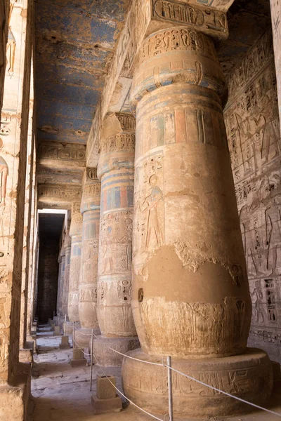 Colonnes Décorées Médinet Habu Temple Mortuaire Ramsès Iii Nécropole Thébaine — Photo