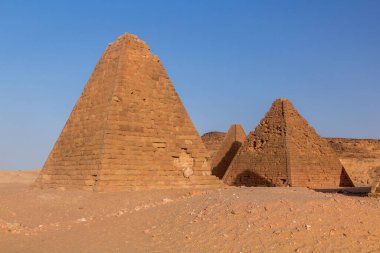 Karima, Sudan yakınlarındaki Barkal piramitleri