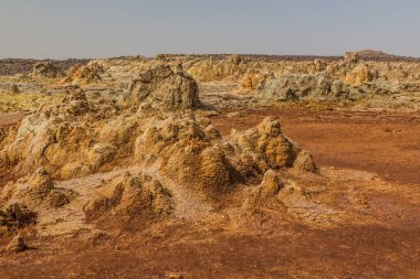 Dallol 'un renkli volkanik manzarası, Danakil depresyonu, Etiyopya.