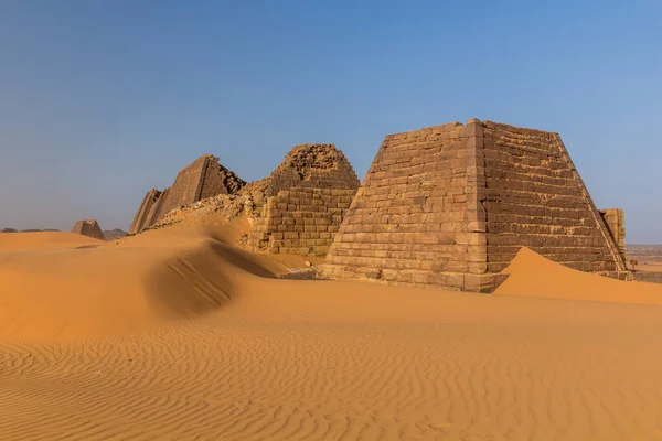Pyramiderna Meroe Ligger Öken Sudan — Stockfoto