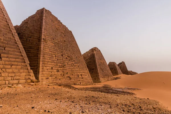 Row Meroe Pyramids Sudan — Stock Photo, Image