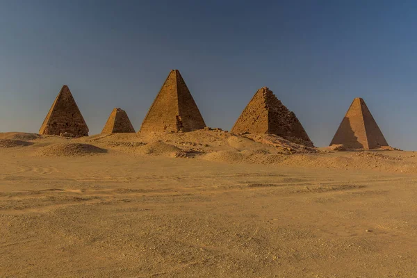 Pirámides Barkal Desierto Cerca Ciudad Karima Sudán —  Fotos de Stock