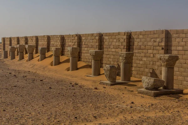 Ruins Columns Old Dongola Deserted Town Sudan — Stock Photo, Image