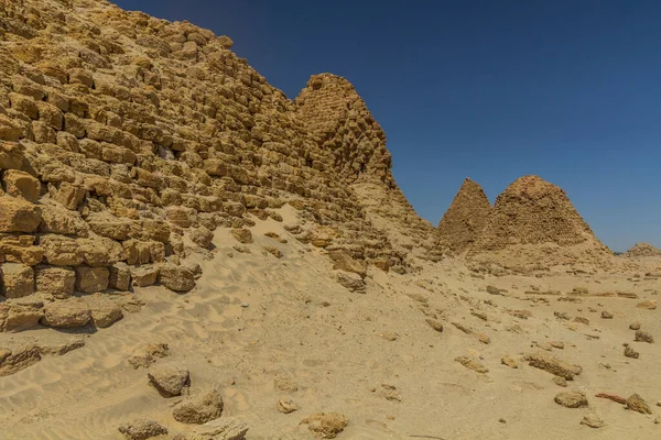 Vista Las Pirámides Nuri Desierto Cerca Ciudad Karima Sudán —  Fotos de Stock