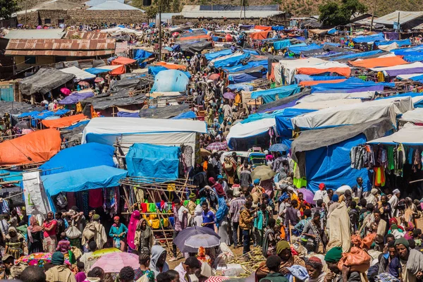 Lalibela Etiopía Marzo 2019 Las Multitudes Reúnen Mercado Del Sábado — Foto de Stock