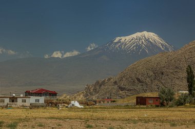 Türkiye 'nin Ararat Dağı manzarası
