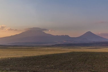 Ararat Dağı 'nın gün batımı manzarası, Türkiye