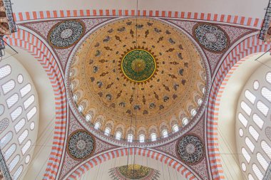 İstanbul, Türkiye 'deki Süleyman Camii' nin içi