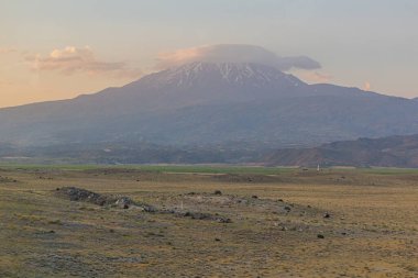 Ararat Dağı 'nın gün batımı manzarası, Türkiye
