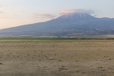 Ararat Dağı 'nın gün batımı manzarası, Türkiye
