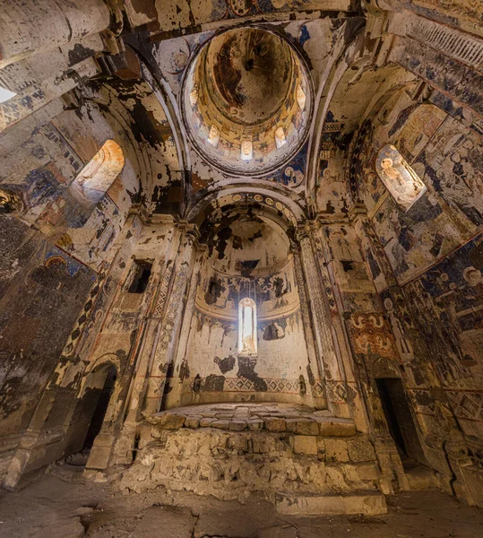 Ani Turkey July 2019 土耳其阿尼古城Tigran Honents圣格雷戈里教堂的内部 — 图库照片