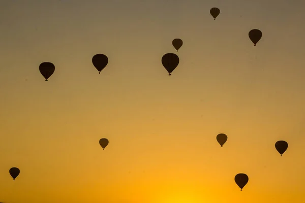 Sonnenaufgang Blick Auf Heißluftballons — Stockfoto