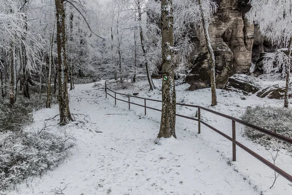 Vista Inverno Uma Paisagem Rochas Fedorentas Tiske República Checa — Fotografia de Stock