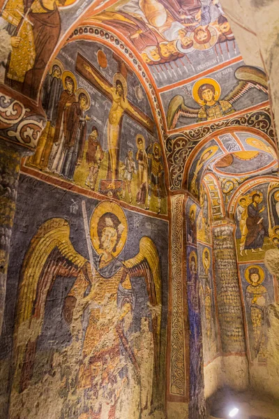 Goreme Turquía Julio 2019 Frescos Iglesia Oscura Karanlik Kilise Ruina — Foto de Stock