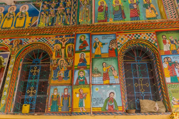 Axum Etiopia Marzo 2019 Dipinti Colorati Della Chiesa Enda Iyesus — Foto Stock