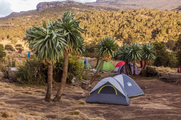 Simien Mountains Etiopia Marzo 2019 Tende Campeggio Chenek Nelle Montagne — Foto Stock